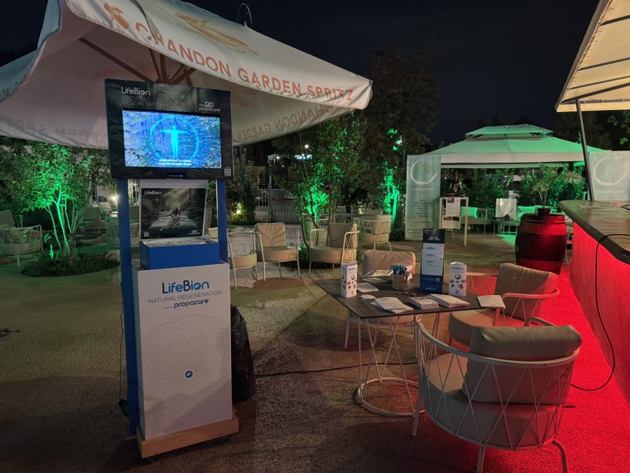 LifeBIon e Yogacademy al One Flow Yoga Torino